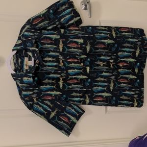 Joe Marlin men's medium cotton EUC fishing shirt.  Fish and hooks.